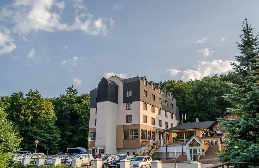 Hotel West-1